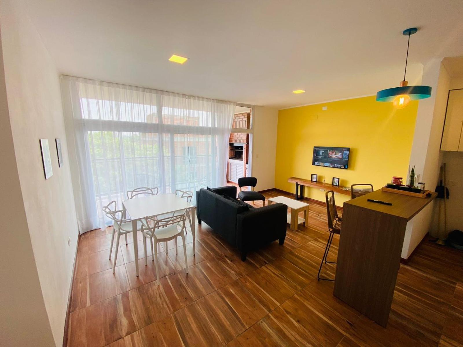 Apartmán Amplio Y Calido Con Parrilla En El Balcon Posadas Exteriér fotografie